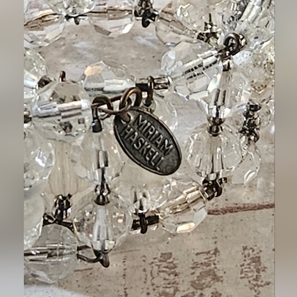 Signed Miriam Haskell White Bead Wrap Bracelet - Picture 6 of 6